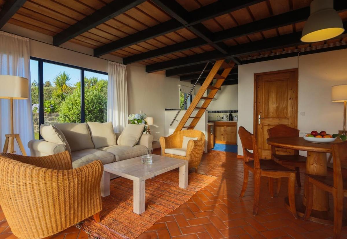 Green Oceanview Relaxing Cottage Mosteiros  Exterior photo